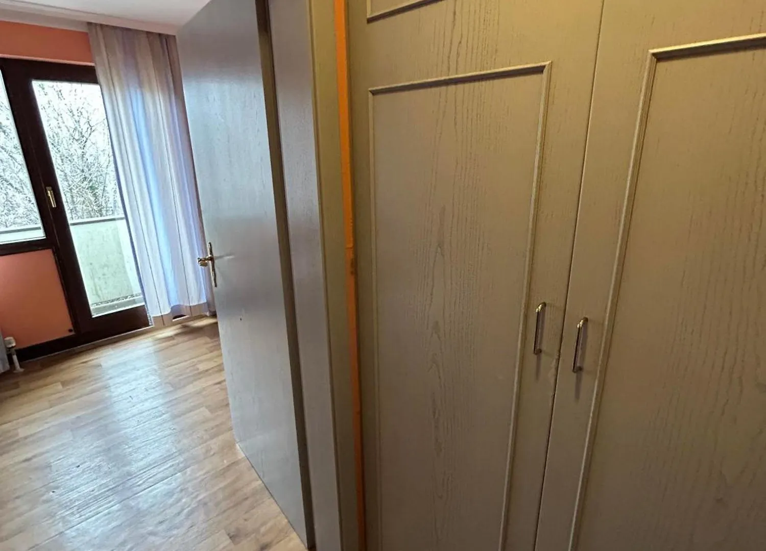 Low Budget Munich-Aubing Hostel Munich