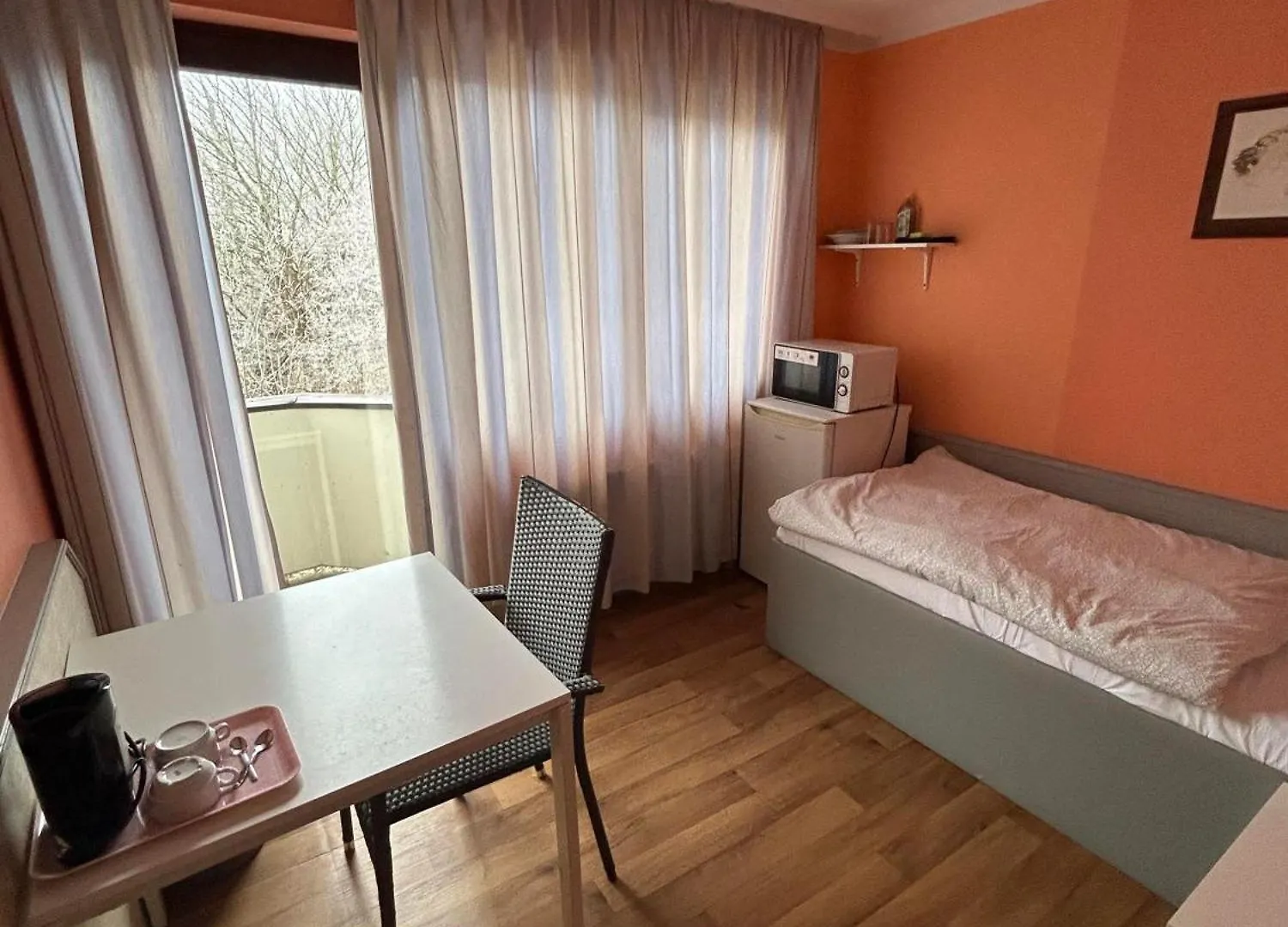 Low Budget Munich-Aubing Hostel Germany