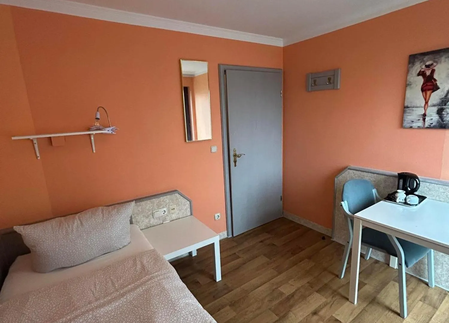 Low Budget Munich-Aubing Hostel