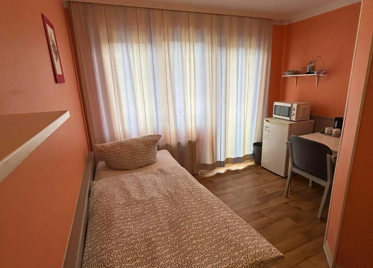 Low Budget Munich-Aubing Hostel