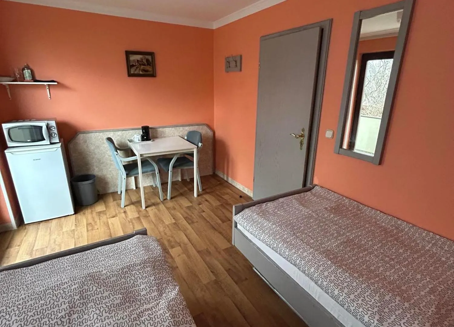Low Budget Munich-Aubing Hostel