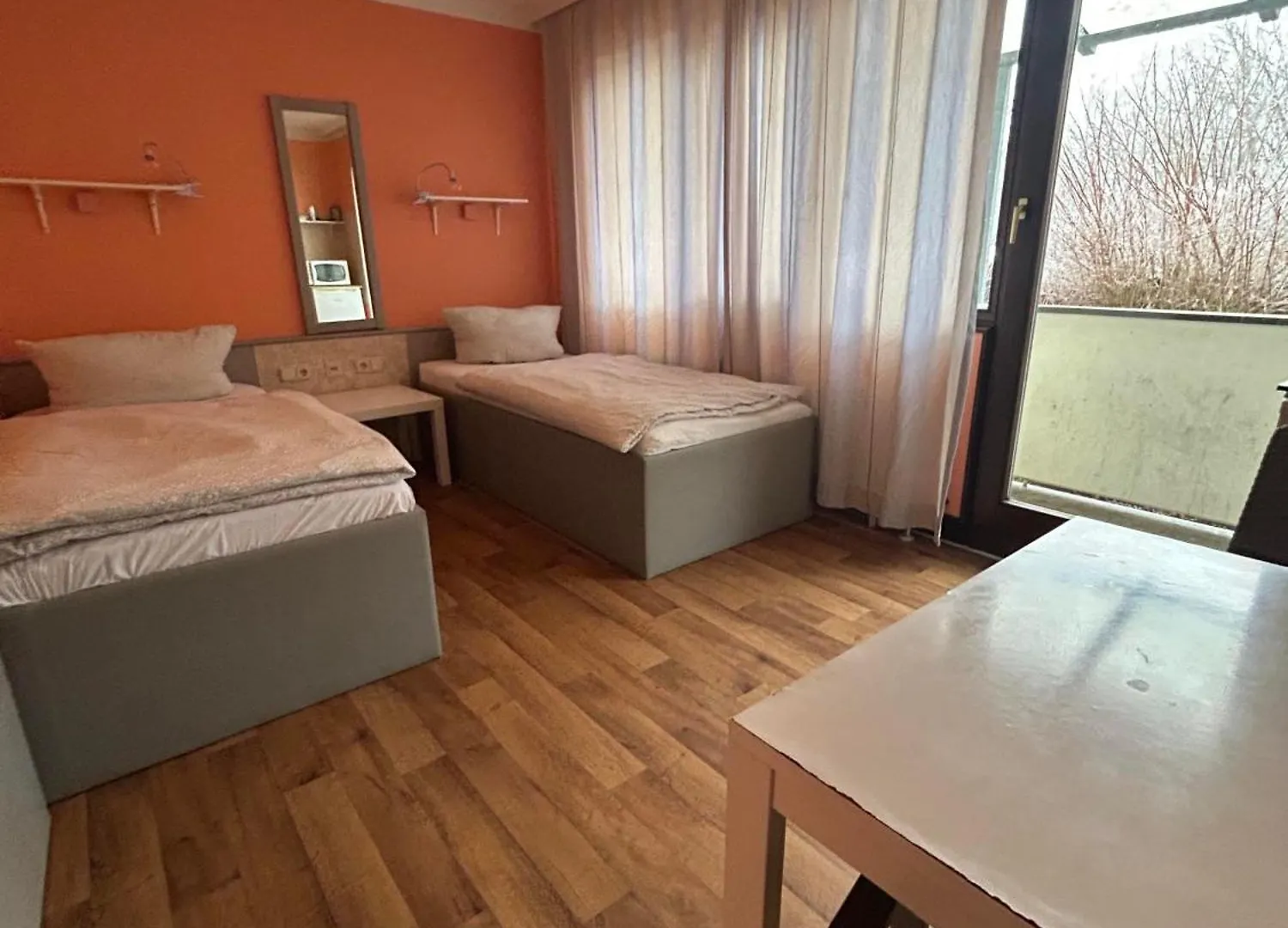 Low Budget Munich-Aubing Hostel  Munich