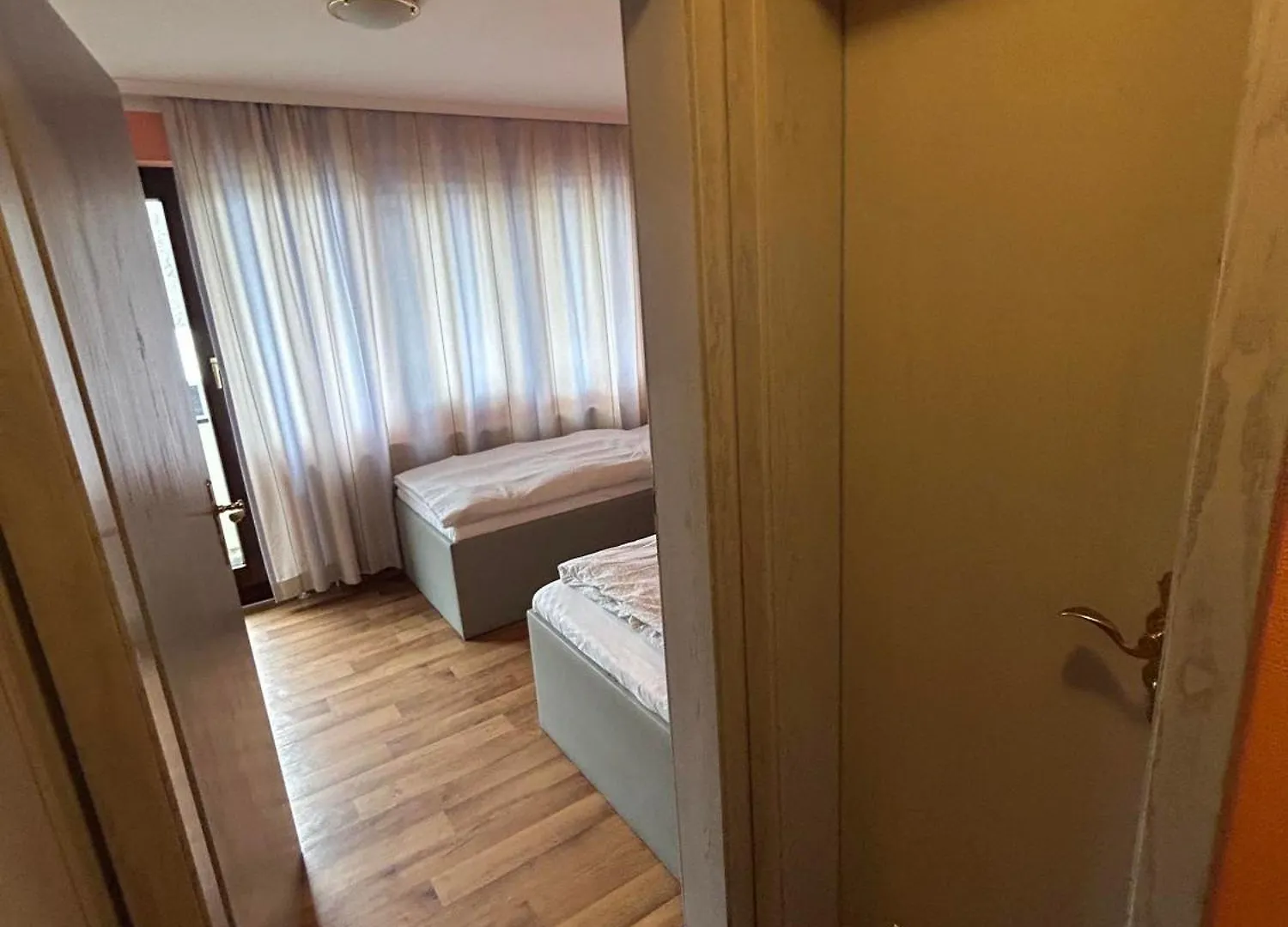 Low Budget Munich-Aubing Hostel Munich