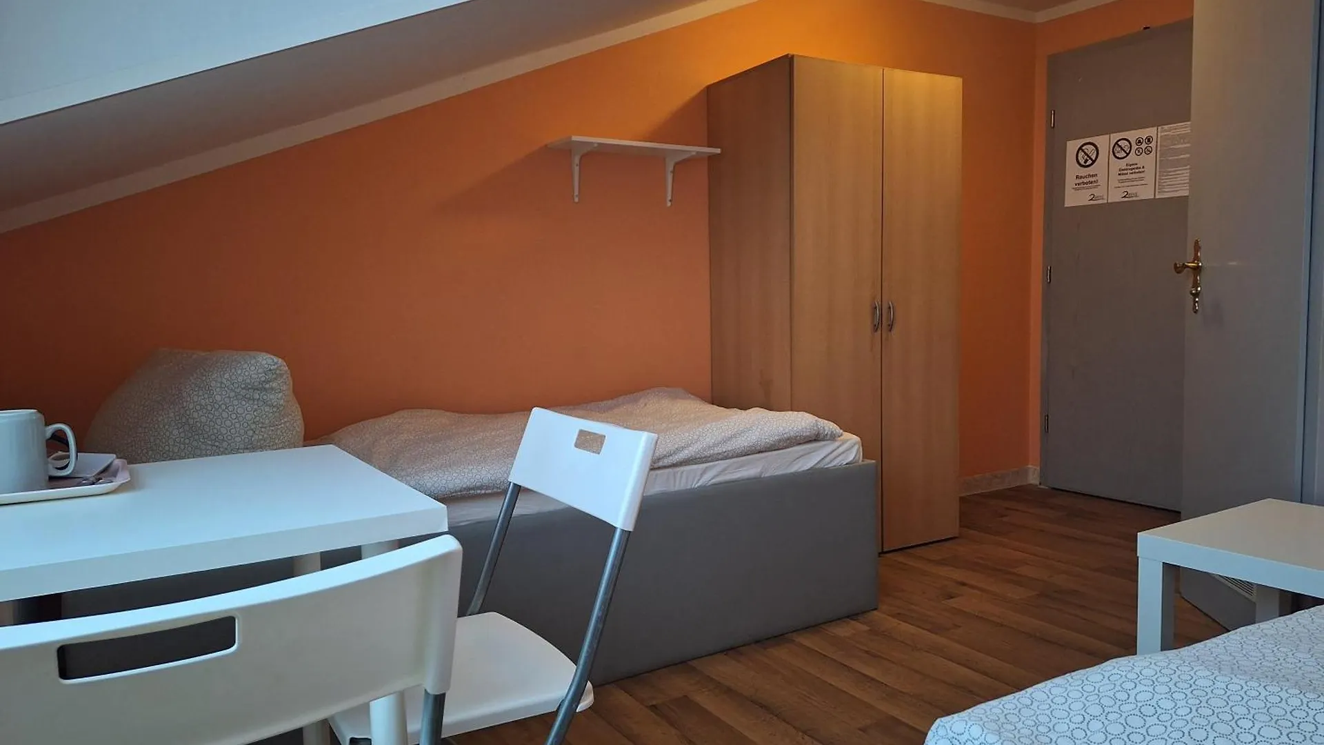 Low Budget Munich-Aubing Hostel