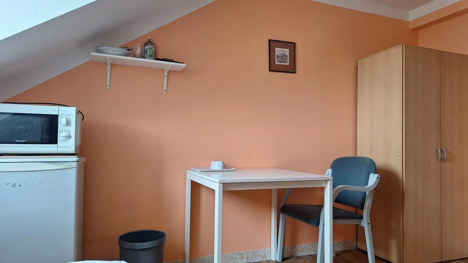 Low Budget Munich-Aubing Hostel Germany