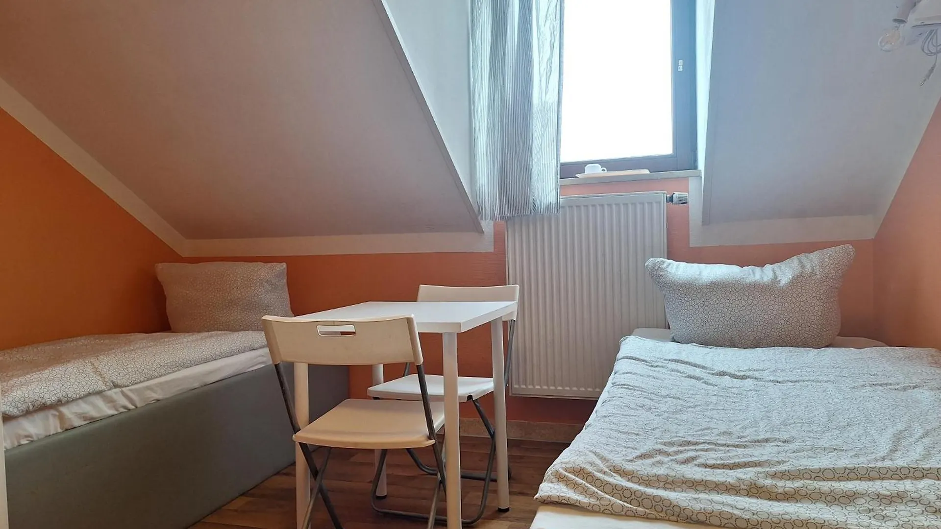 Low Budget Munich-Aubing Hostel 0*, Munich Germany