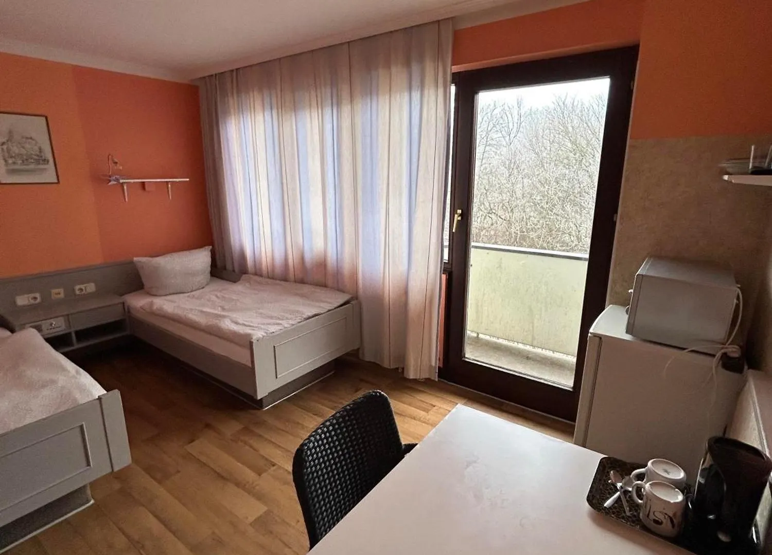 Low Budget Munich-Aubing Hostel Munich
