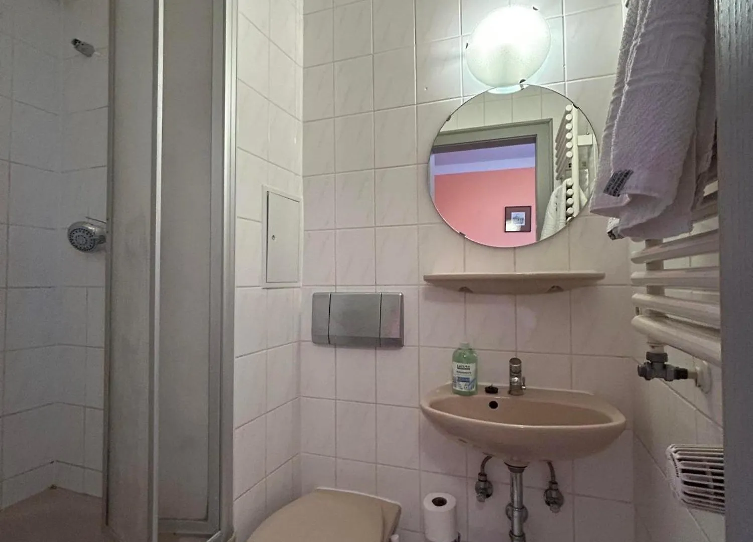 Low Budget Munich-Aubing Hostel Germany